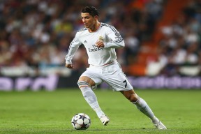 ac米兰体育官网-蒂姆关键节点破纪录，IG逆风翻盘强势取胜！